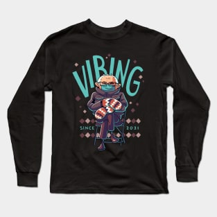 Bernie Sanders Vibing since 2021 Mittens Meme Long Sleeve T-Shirt